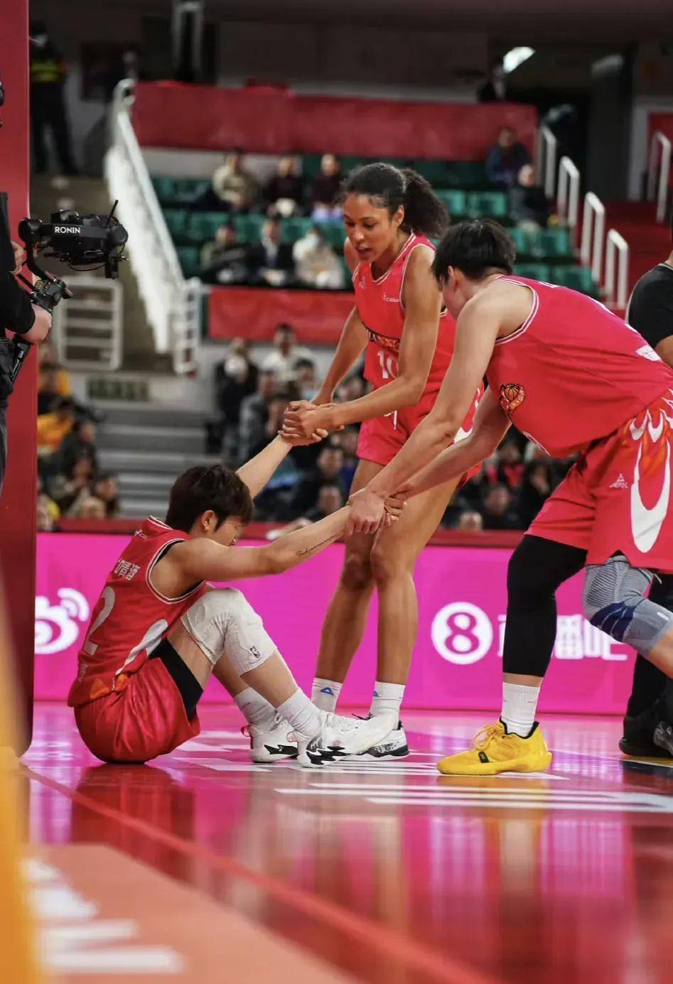  nba浓眉哥个人资料 -爱游戏ayx官网