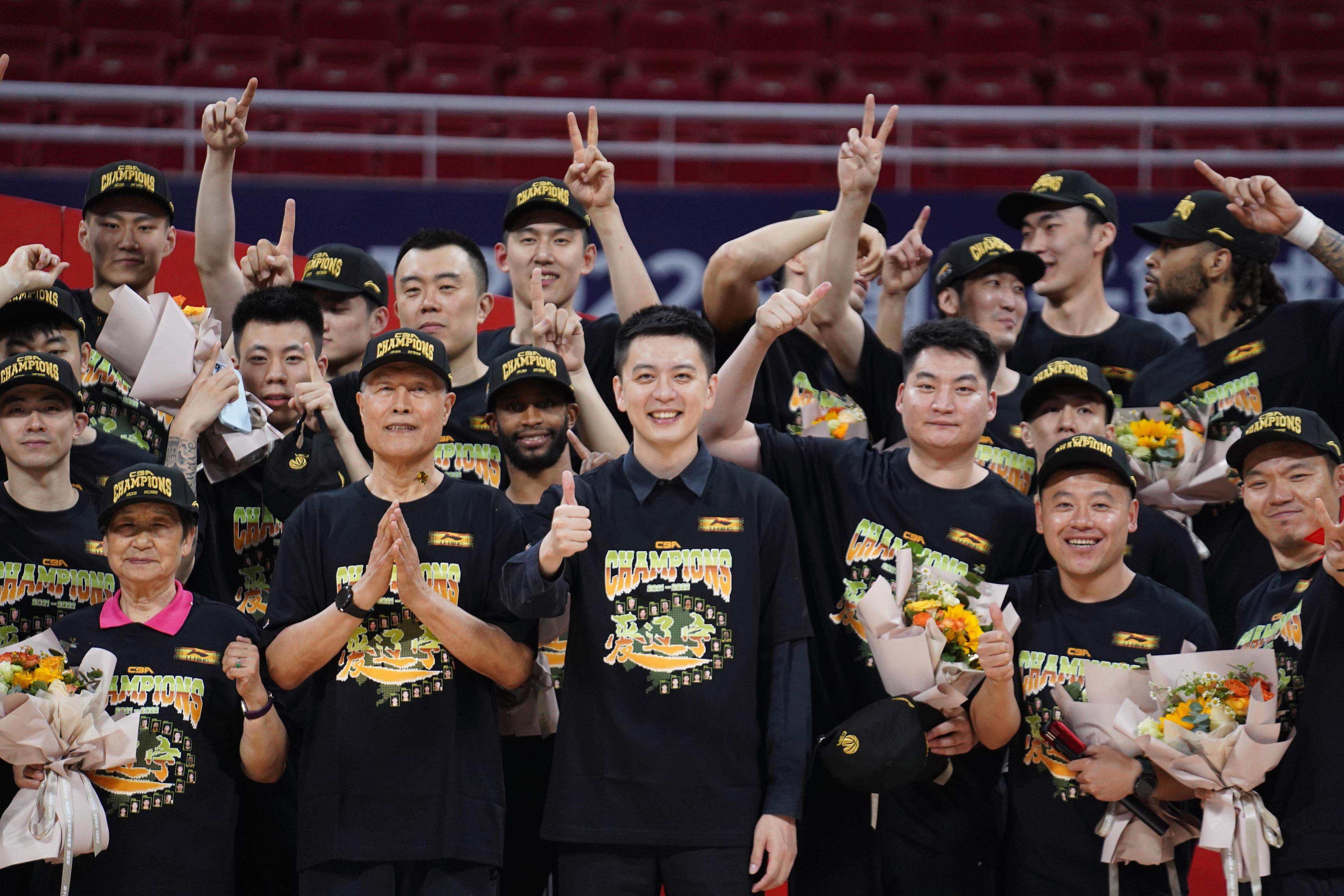 关于清晨体能课后，布鲁克林篮网更衣室发声备战CBA季后赛，更衣室稳定，医务组通报恢复的信息-爱游戏ayx官网app