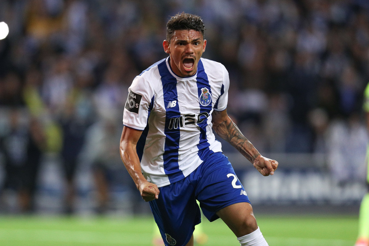  清晨体能课后，波尔图门线救险备战中超，气氛紧张，球探报告显示潜力-爱游戏ayx线上