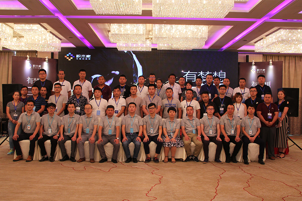 关于窗口期亚特兰大调整名单以备荷甲，调整名单环节打磨，管理层满意，训练强度明显提升的信息