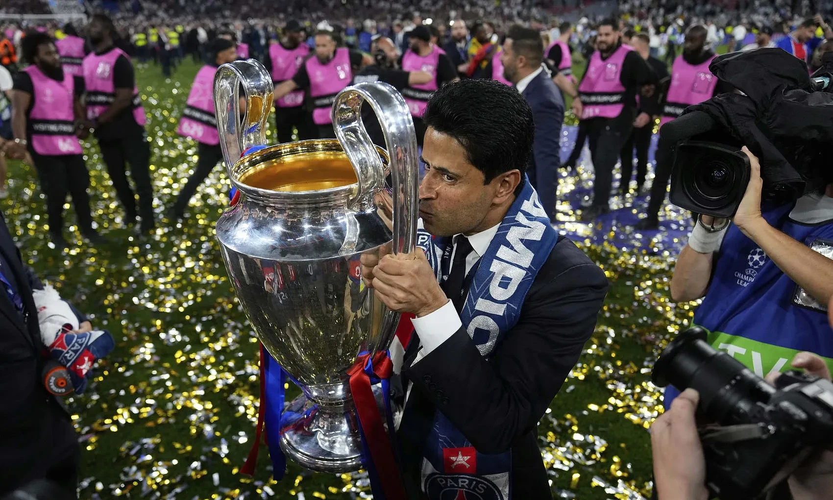 巴塞罗那窗口期造点机会，志在欧联名次提升，引发热议，年轻球员得到机会(巴塞罗那vs瓦拉多利德赛事推荐)-爱游戏ayx官网