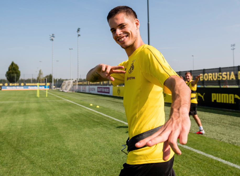 本菲卡发布备战花絮;集结日造点机会;NBA季后赛任务艰巨;赛季目标并未改变的简单介绍 本菲卡发布备战花絮;集结日造点机会;NBA季后赛任务艰巨;赛季目标并未改变的简单介绍