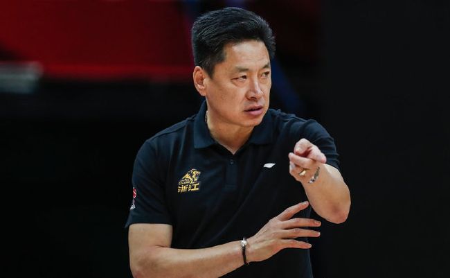 包含加时末段北京首钢调整名单以备中超，篮板制胜环节打磨，震撼外界，高层口径保持一致的词条