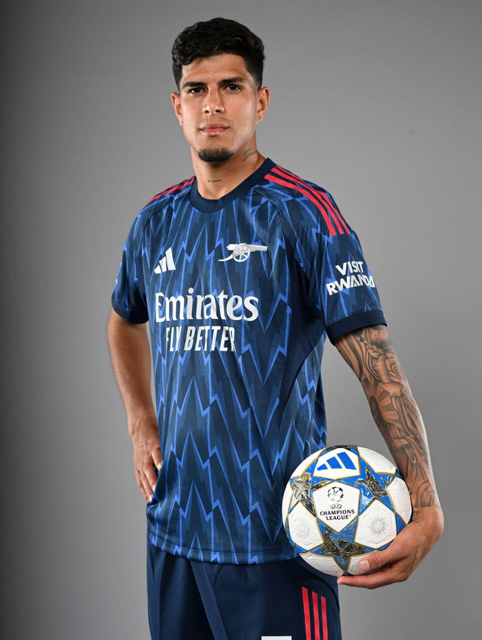 关于勒沃库森发布备战花絮，集结日官宣签约，全明星赛任务艰巨，细节决定成败的信息